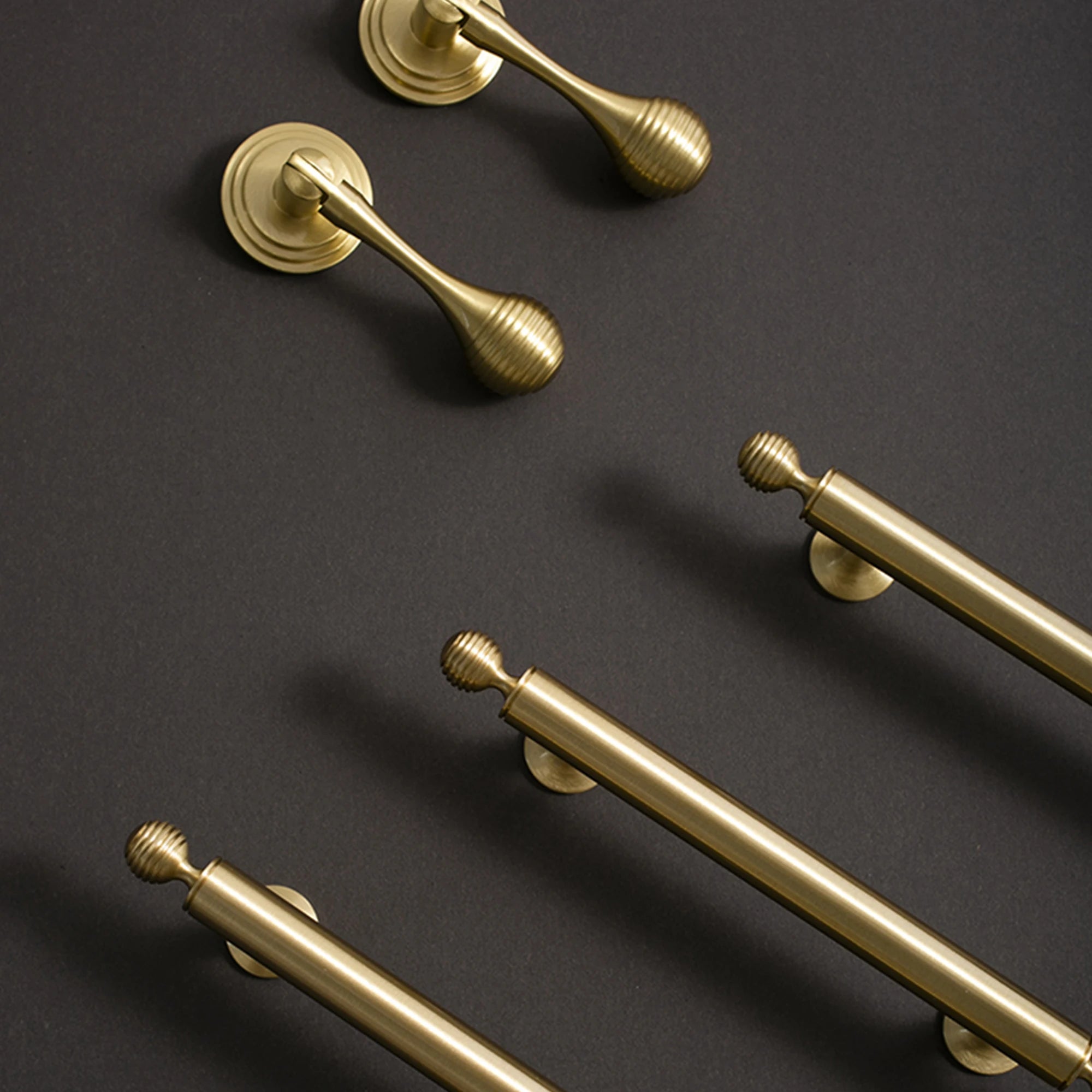 Solid Brass Wardrobe Drop Pulls Round Door Knobs Light Luxury Furniture Handles Cabinet Handle Hardware Kitchen Accessories